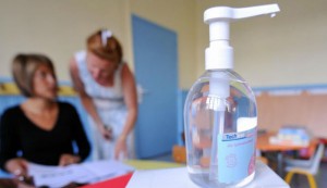 Alertan “moda” de embriagarse con gel antibacterial