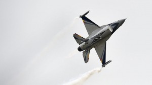 Bélgica confirma planes de bombardear Estado Islámico tras atentados en Bruselas