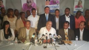 TSE conocerá este lunes pedido de revisión anulación candidatura Tonty Rutinel