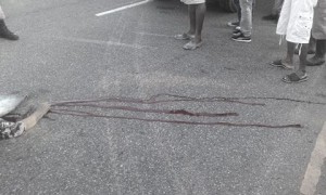 Muere atropellada una señora en autopista 6 de Noviembre
