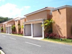 Matan menor de edad dentro de cabaña en Santiago