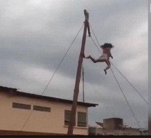 Dramática caída de un 