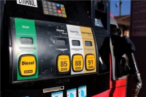 Congelan precios de combustibles por segunda semana consecutiva  