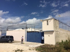 Desmantelan procesadora de aceite comestible adulterado en Higüey 