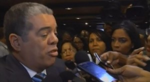 Amarante Baret: presidente Medina se legitima todos los días 