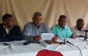 Centrales llaman a trabajadores a marchar el 1 de mayo   