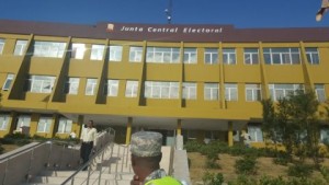 JCE en silencio ante quejas de partidos por elecciones