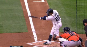 Robinson Canó continúa encendido con el madero
