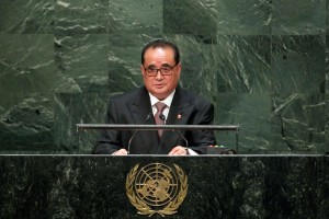 Norcorea detiene pruebas nucleares si EEUU suspende ejercicios militares