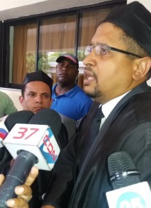 Abogados recusan juez conocía revisión de coerción a venezolanos en La Romana