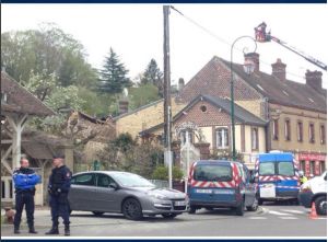 Varios heridos y desaparecidos por explosión de gas al oeste de París