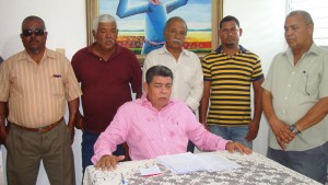 Lanzan bomba molotov a residencia de excandidato a alcalde en El Factor, Nagua