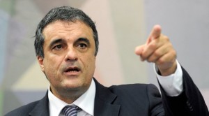 Abogado del Estado dice que acusaciones contra Rousseff son 