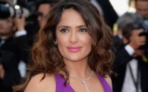 Salma Hayek y Susan Sarandon comparan sus pechos