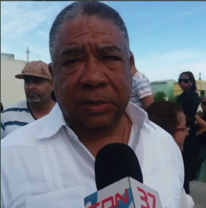 Entre llantos y clamor de justicia entierran sobrino de Ignacio Ditrén