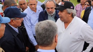 Medina evalúa daños de las lluvias en Ocoa y Azua