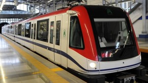 Hombre se accidenta en estación del Metro