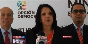 Minou denuncia arbitrariedades en elecciones y compra masiva de cédulas
