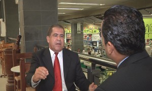 Ex general Percival Peña dice buscaría asilo si sigue “persecución” en su contra 