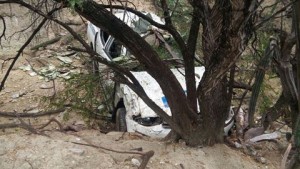Al menos un oficial de Migración muerto por accidente en tramo carretero Jimaní- Duvergé