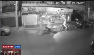 Reciben a disparos 4 atracadores en local de masa empanadas en Los Mina
