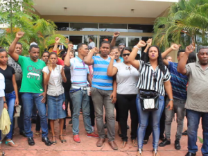 Tribunal de Cotuí reenvía audiencia a acusado de mujer