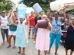 Protestan en comunidad de Cotuí por falta de agua tras 15 días sin el servicio   