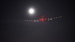 Primer avión de barrería Solar despega rumbo a Nueva York 