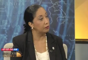 Guadalupe Valdez reitera se eliminen privilegios a los diputados