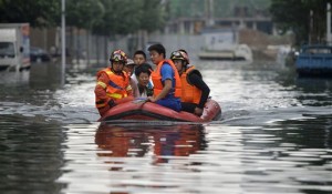 Inundaciones dejan en China al menos 112 muertos y 91 desaparecidos  