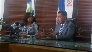 JAC y ProConsumidor firman acuerdo para garantizar calidad de servicios aéreos