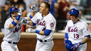 Mets se mantuvieron a flote en primera mitad a pesar de lesiones