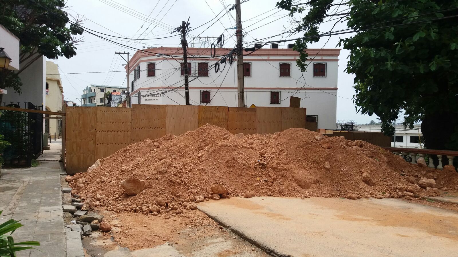 Piden agilizar trabajos de remozamiento en Zona Colonial