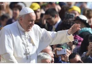 Peregrinos en Polonia se preparan para recibir al papa