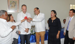 Ministerio de Cultura recibe Plaza María Montez en Barahona