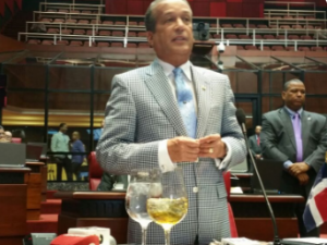 Pared Pérez desmiente que Leonel Fernández este derrotado  