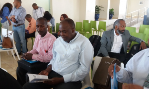 William Charpantier dice cientos de haitianos preocupados por vencimiento carnet migratorio