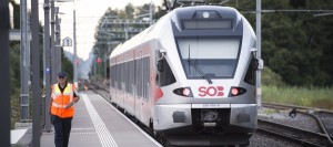 Suiza: muere una joven herida en ataque a un tren este mes 