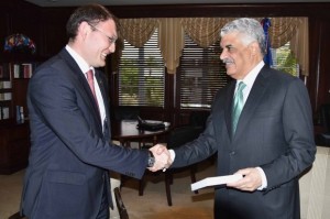 Canciller anuncia participación de RD en exposición global sobre futuro de la energía 
