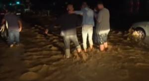 Al menos 20 muertos y un centenar de heridos por el temporal en Macedonia
