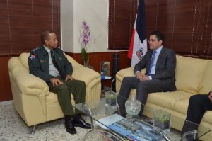 David Collado visita a director AMET en procura de organización del tránsito 