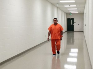 EE.UU deporta ex militar guatemalteco buscado por masacre 