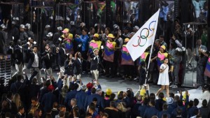 Papa anima a deportistas refugiados a lanzar un 