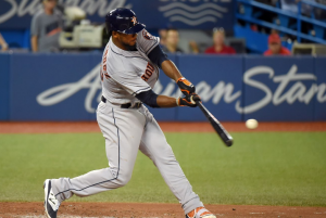 Teoscar Hernández dispara jonrón en triunfo de Astros 