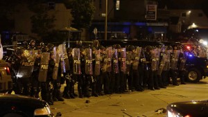 Una persona baleada en segunda noche de protestas en Milwaukee
