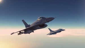 Siria dijo haber derribado dos aviones israelíes pero Israel lo desmintió