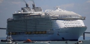 Un muerto y cuatro heridos en el mayor crucero del mundo