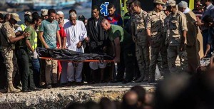Recuperados al menos 170 cuerpos de naufragio migrante en Egipto 