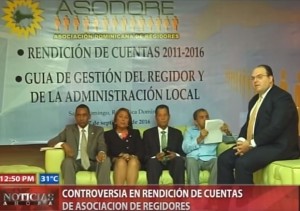 Controversia en rendición de cuentas de Asociación de Regidores 