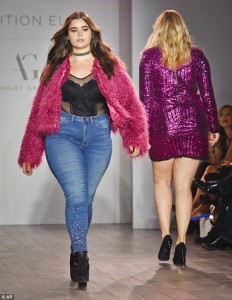 AshleyGrahamdesfiledemodelostallasgrandesnuevayork201658
